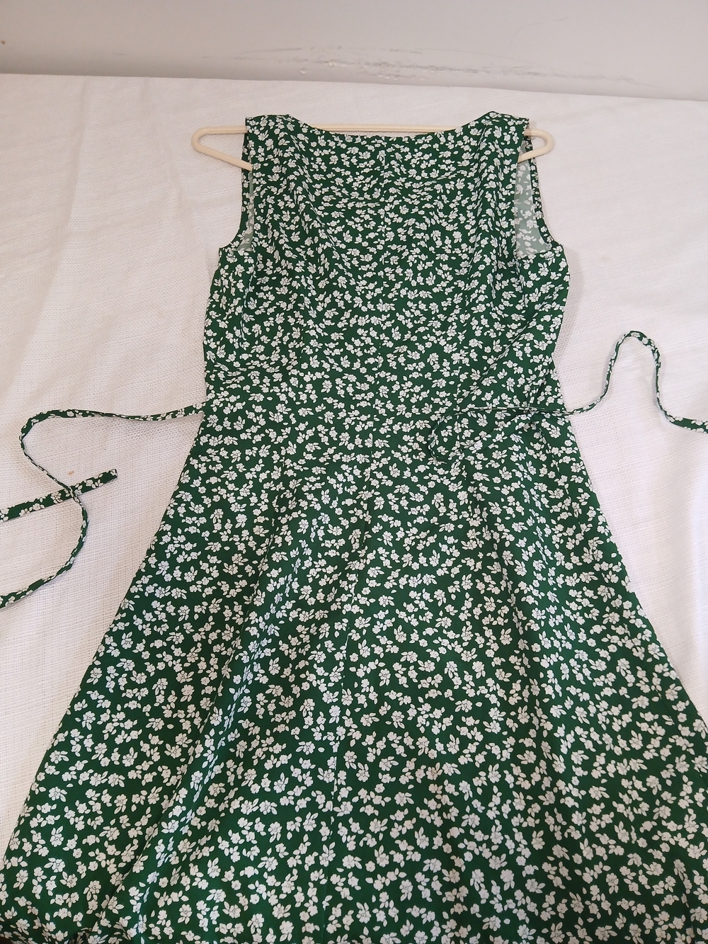 RIHOAS Green Floral V-Neck Midi Dress - Picture 5 of 5